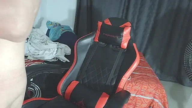 aresholland online show from March 13, 3:24 am