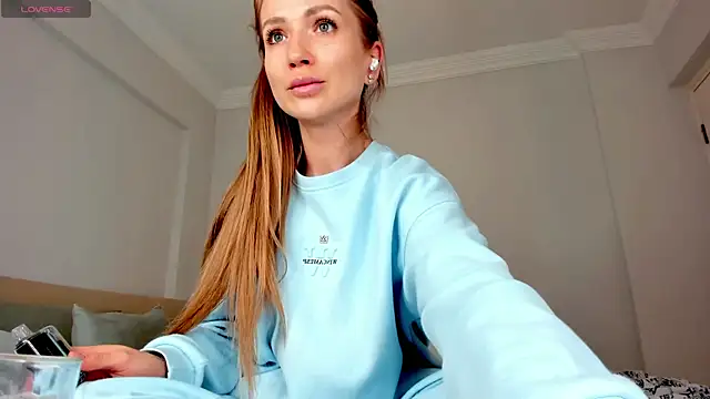 Snapshot of Miya_Nika chatting on January 30, 7:48 pm Miya Nika online show from January 30, 7:48 pm