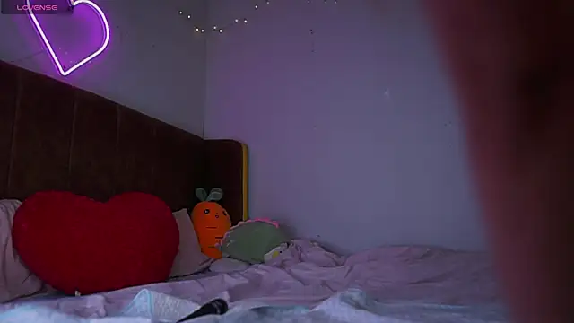 laybunny1 online show from October 29, 9:49 pm