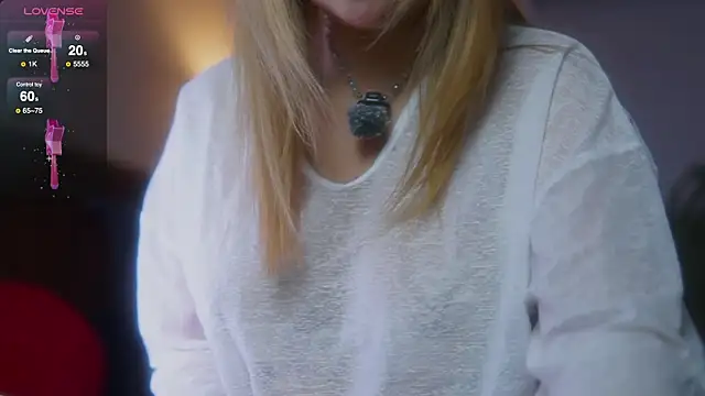 Snapshot of laybunny1 chatting on January 6, 7:17 pm laybunny1 online show from January 6, 7:17 pm