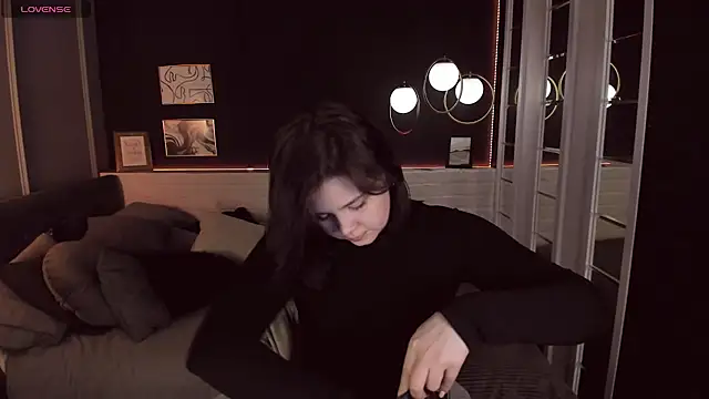 Mayayammy online show from December 14, 5:58 pm