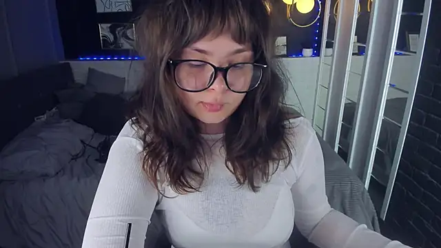 Mayayammy online show from September 10, 1:44 pm