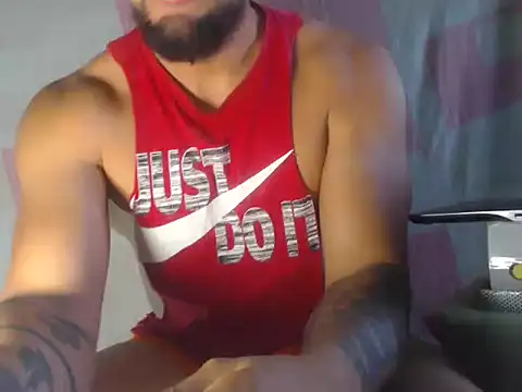 Snapshot of sebasx412 chatting on December 17, 8:48 pm sebasx412 online show from December 17, 8:48 pm