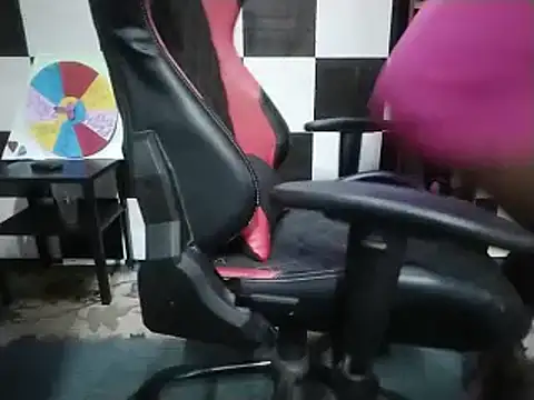 Snapshot of XnastyD chatting on March 14, 7:55 pm XnastyD online show from March 14, 7:55 pm