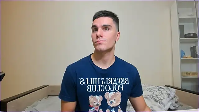 Snapshot of sam_huston chatting on December 15, 1:22 pm sam huston online show from December 15, 1:22 pm