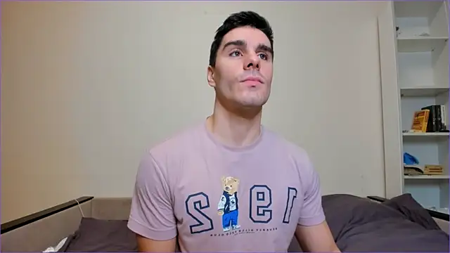 Snapshot of sam_huston chatting on January 12, 2:14 am sam huston online show from January 12, 2:14 am