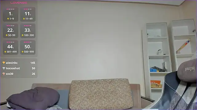 Snapshot of sam_huston chatting on February 23, 12:30 am sam huston online show from February 23, 12:30 am