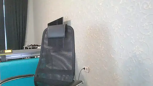 Marselle Laker online show from February 2, 9:08 am