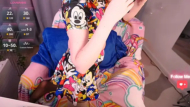 JannaVerdi  online show from April 1, 6:47 am