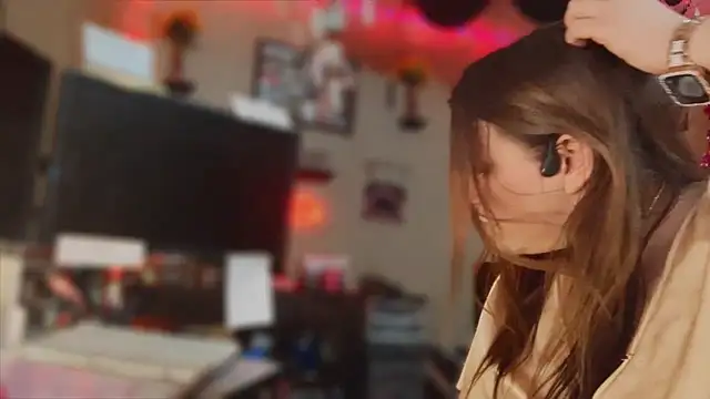 spunlikecottoncandy online show from January 8, 7:13 am