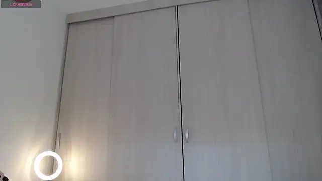 Snapshot of cristal_sexybody chatting on November 10, 4:17 pm cristal sexybody online show from November 10, 4:17 pm