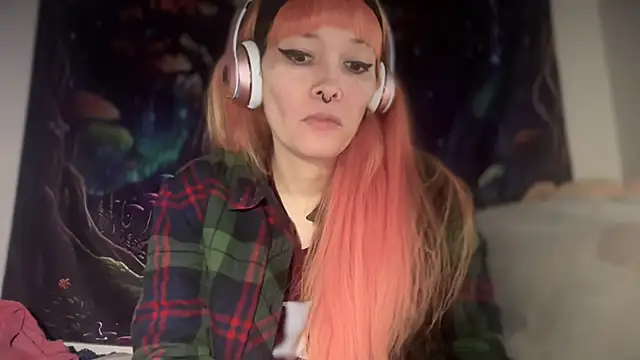 Snapshot of FRRANNKIE chatting on December 19, 2:46 pm FRRANNKIE online show from December 19, 2:46 pm