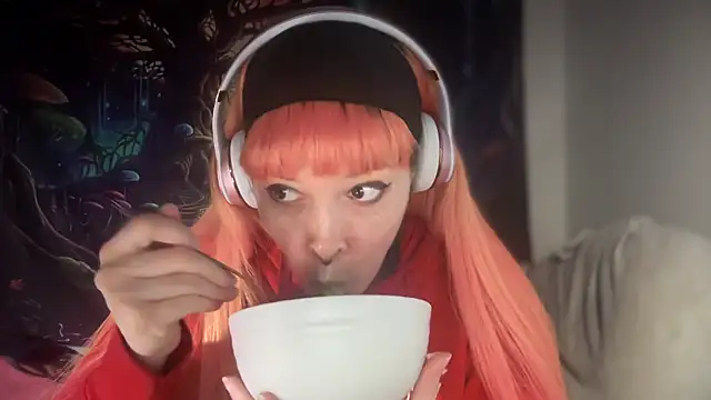 Snapshot of FRRANNKIE chatting on December 21, 2:13 pm FRRANNKIE online show from December 21, 2:13 pm