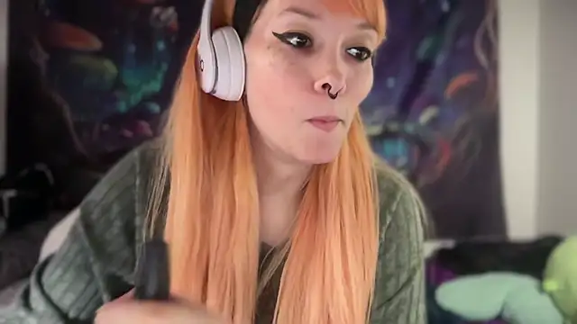 Snapshot of FRRANNKIE chatting on February 13, 10:50 pm FRRANNKIE online show from February 13, 10:50 pm