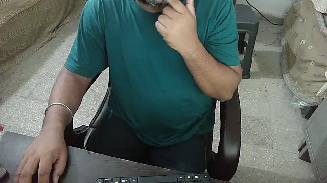 rentarob online show from September 29, 8:02 pm