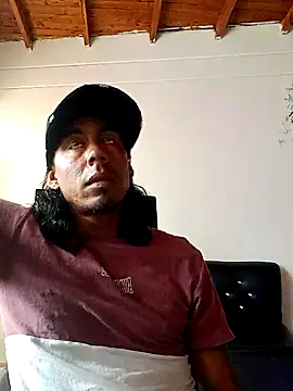 Williamjamess95 online show from March 3, 5:07 pm