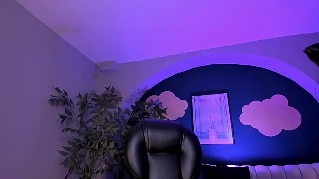 BiancaPierce online show from March 1, 2:55 pm