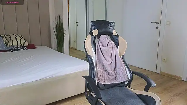 more  than  love online show from September 23, 5:43 am