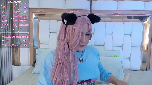 valkiria moore online show from February 25, 8:07 pm