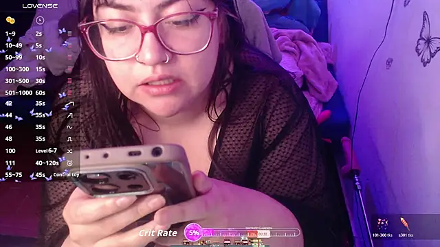 Snapshot of MeowMeowZoe chatting on July 9, 9:24 am MeowMeowZoe online show from July 9, 9:24 am