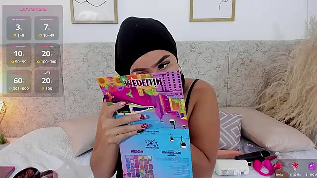 Snapshot of abby_gibson chatting on October 29, 6:53 pm abby gibson online show from October 29, 6:53 pm