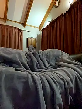 Snapshot of Dieselxxx09 chatting on December 7, 12:52 am Dieselxxx09 online show from December 7, 12:52 am