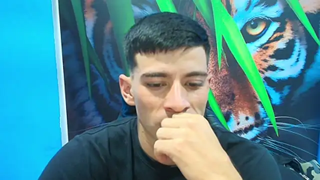 Snapshot of DEIBY_BABY chatting on April 22, 7:15 pm DEIBY BABY online show from April 22, 7:15 pm