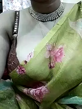 Sexybomb33 online show from January 26, 6:37 pm