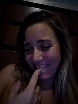 SkyelarSommer online show from December 11, 11:08 am