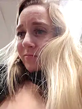 SkyelarSommer online show from February 2, 6:04 am