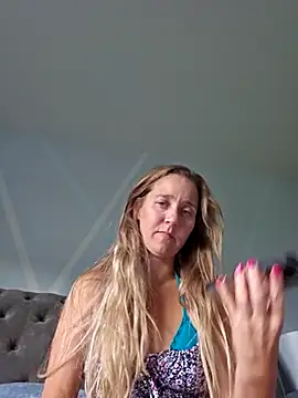 SkyelarSommer online show from October 3, 2:14 pm