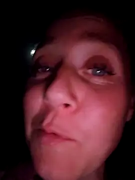 SkyelarSommer online show from April 2, 3:37 am