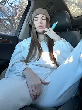 Snapshot of _i_have_cookies1 chatting on February 8, 12:17 pm i have cookies1 online show from February 8, 12:17 pm