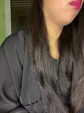 Mayacrayzi online show from April 10, 1:38 pm