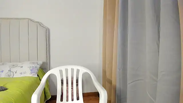 Hanna86 online show from March 31, 12:45 am