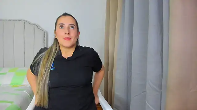 Hanna86 online show from April 28, 12:53 am