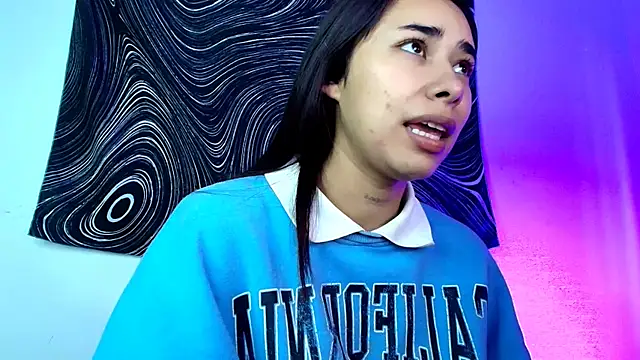 Snapshot of AmyOlimpo chatting on July 8, 10:25 pm AmyOlimpo online show from July 8, 10:25 pm