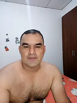 Snapshot of Angeelus2 chatting on May 1, 4:33 pm Angeelus2 online show from May 1, 4:33 pm