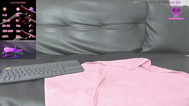 altheamoore online show from February 10, 11:23 pm