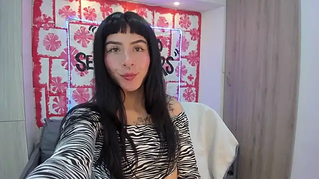 Mhelanny2 online show from March 15, 11:51 am