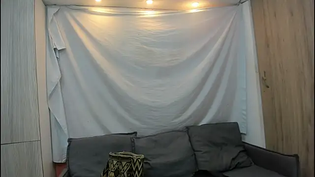 Mhelanny2 online show from January 16, 6:12 pm