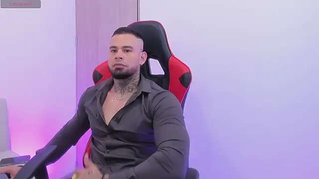 jeanpi01 online show from April 4, 3:49 am