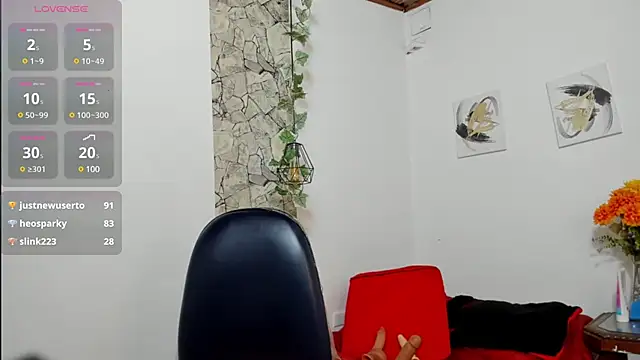 Snapshot of yasmin_goldenst chatting on February 13, 2:12 am yasmin goldenst online show from February 13, 2:12 am