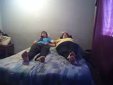 hothouse18xxx online show from January 5, 8:22 am