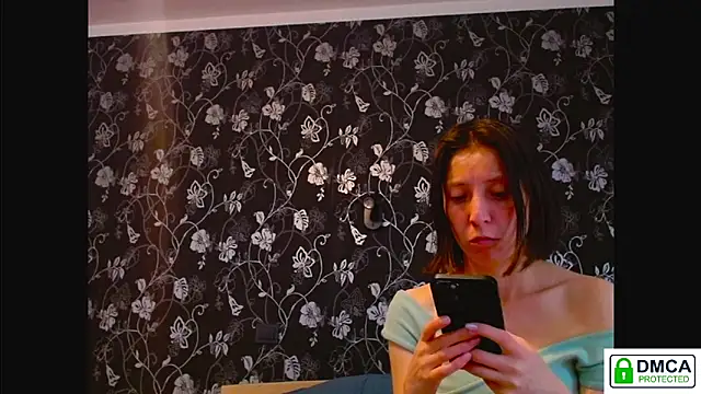 Sophi Cute online show from June 2, 1:35 pm