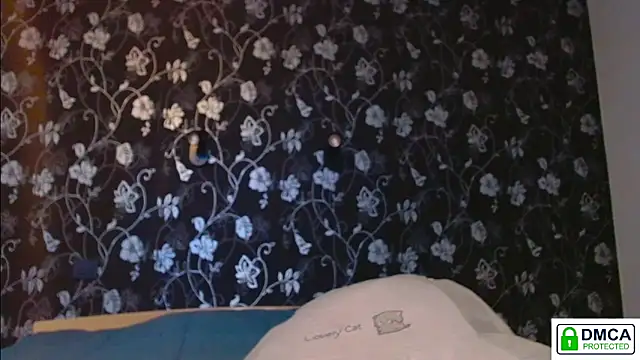 Sophi Cute online show from June 20, 8:17 am