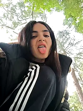 Sam Sara online show from February 3, 9:18 pm