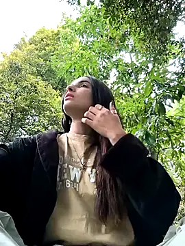 Sam Sara online show from February 4, 6:27 pm