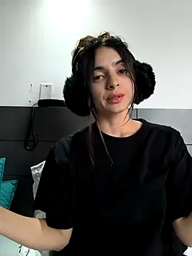 Sam Sara online show from February 21, 8:38 pm