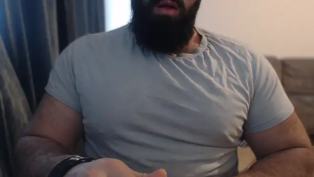 hugemachohandsome online show from November 15, 9:39 am